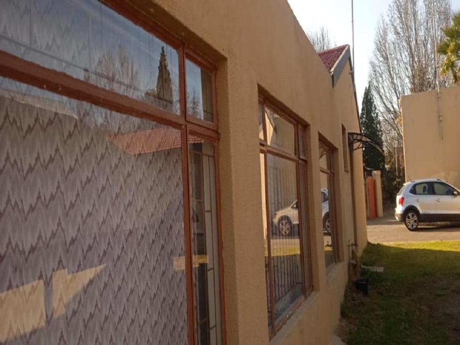 7 Bedroom Property for Sale in Sasolburg Ext 11 Free State